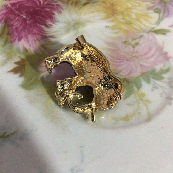 NWT Elephant Brooch Pin Enamel Elephant Multi Color - Picture 6 of 9